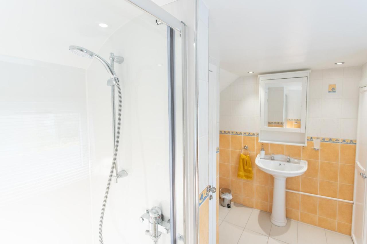 4 Private Bedroom House With 3 Parking Spaces Free Perth Zewnętrze zdjęcie