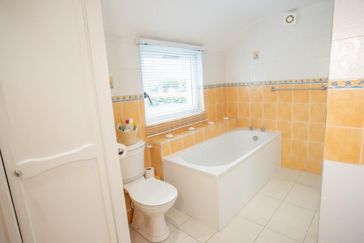 4 Private Bedroom House With 3 Parking Spaces Free Perth Zewnętrze zdjęcie